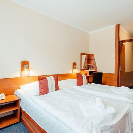 Hotel Sachticka Банска-Бистрица Экстерьер фото